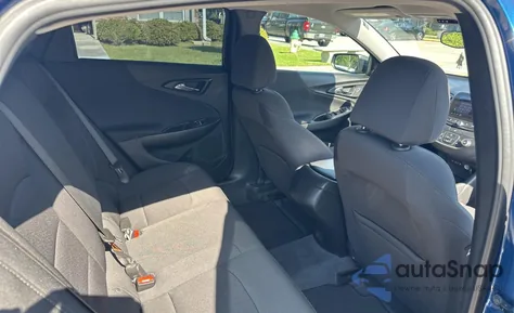 2019 Chevrolet Malibu Ls z USA, uszkodzony, nr VIN 1G1ZB5ST1KF191460